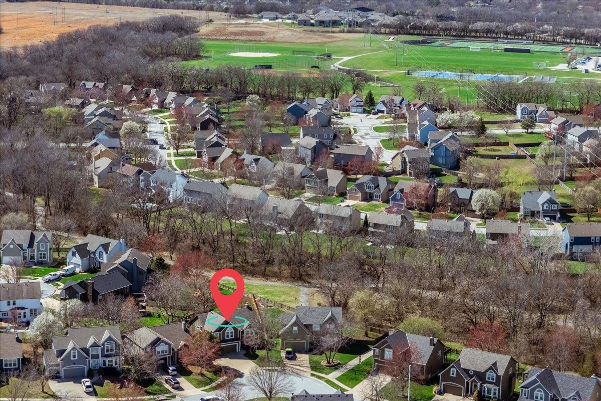 13653 129th St, Olathe, KS 66062