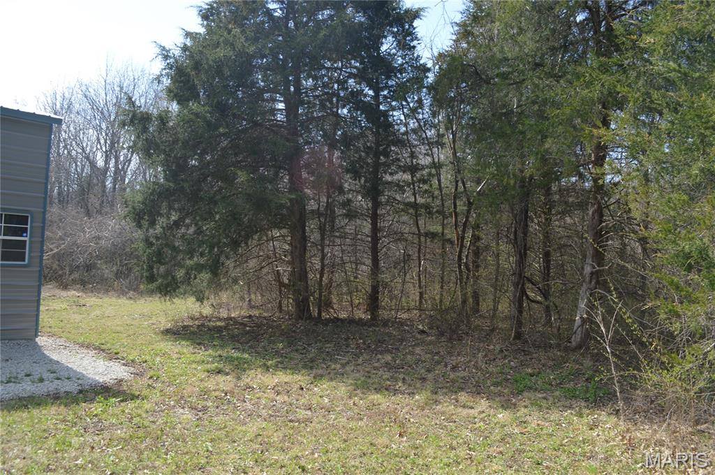 222 Scanland Farm Road, Montgomery City, MO 63361
