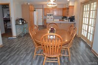 222 Scanland Farm Road, Montgomery City, MO 63361