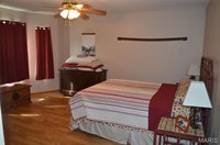 222 Scanland Farm Road, Montgomery City, MO 63361