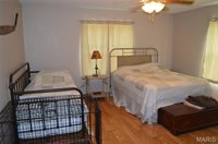 222 Scanland Farm Road, Montgomery City, MO 63361