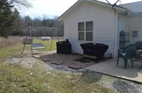 222 Scanland Farm Road, Montgomery City, MO 63361