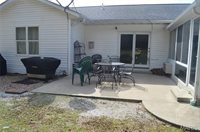 222 Scanland Farm Road, Montgomery City, MO 63361