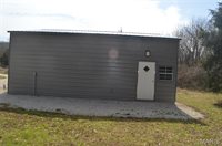 222 Scanland Farm Road, Montgomery City, MO 63361