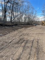 222 Scanland Farm Road, Montgomery City, MO 63361