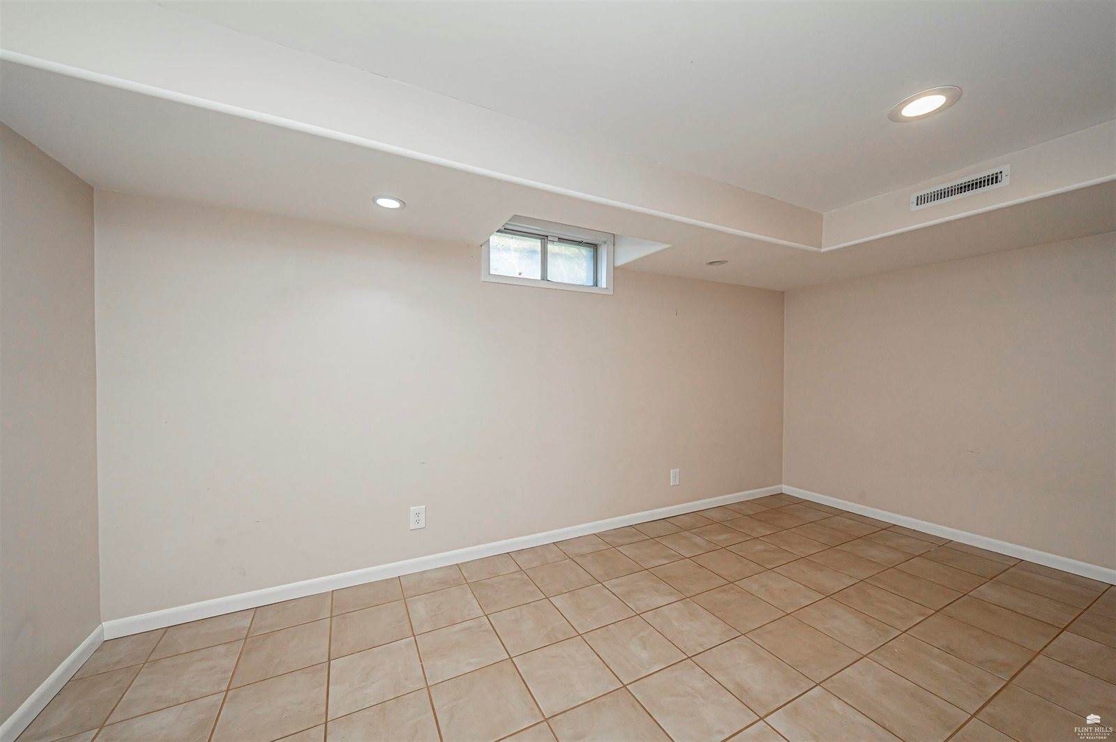 1741 Bel Air Drive, Junction City, KS 66441