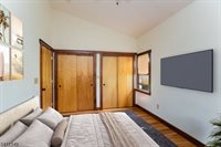 4 Greenbrier Rd, Green Brook Township, NJ 08812