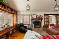 4 Greenbrier Rd, Green Brook Township, NJ 08812