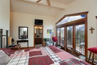 4 Greenbrier Rd, Green Brook Township, NJ 08812