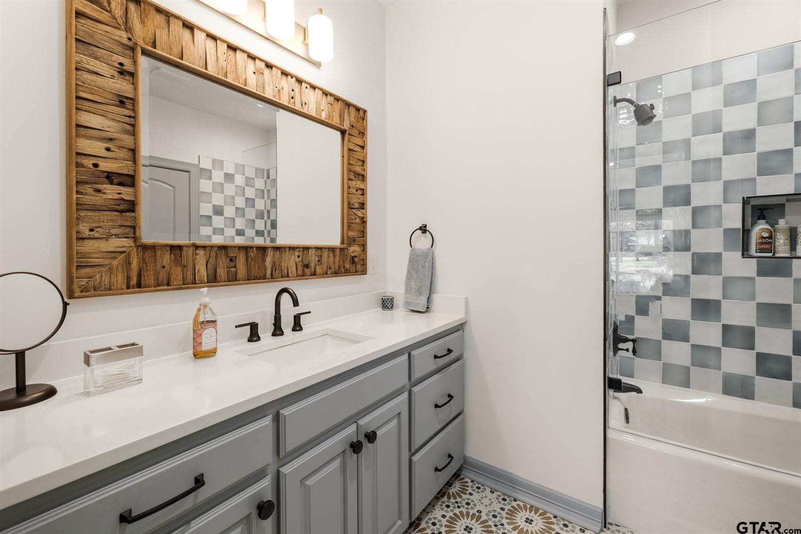 4372 Cascades Blvd, Tyler, TX 75709