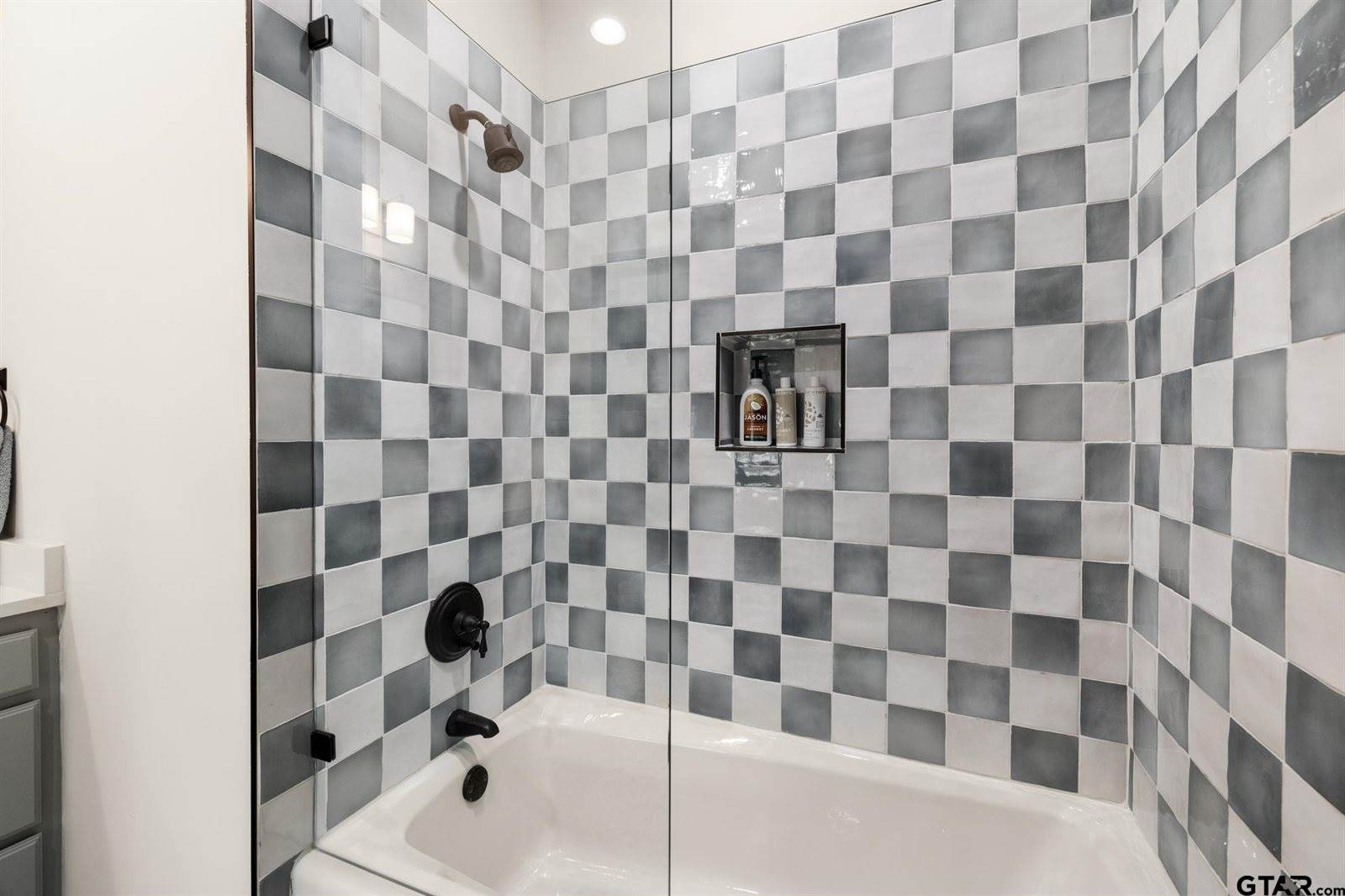 4372 Cascades Blvd, Tyler, TX 75709