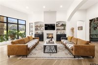 4372 Cascades Blvd, Tyler, TX 75709