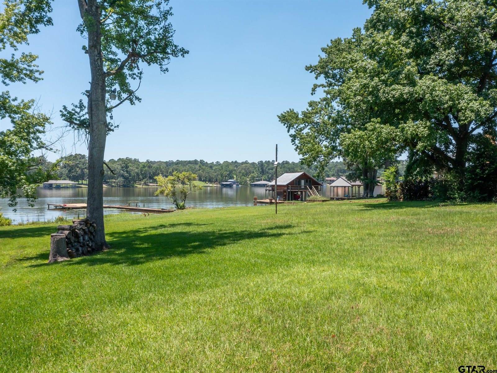 15606 McElroy Rd, Whitehouse, TX 75791