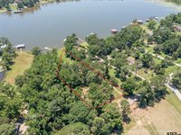 15606 McElroy Rd, Whitehouse, TX 75791