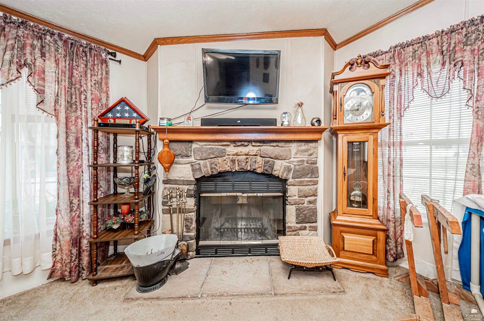 210 South Michigan Street, Leonardville, KS 66449