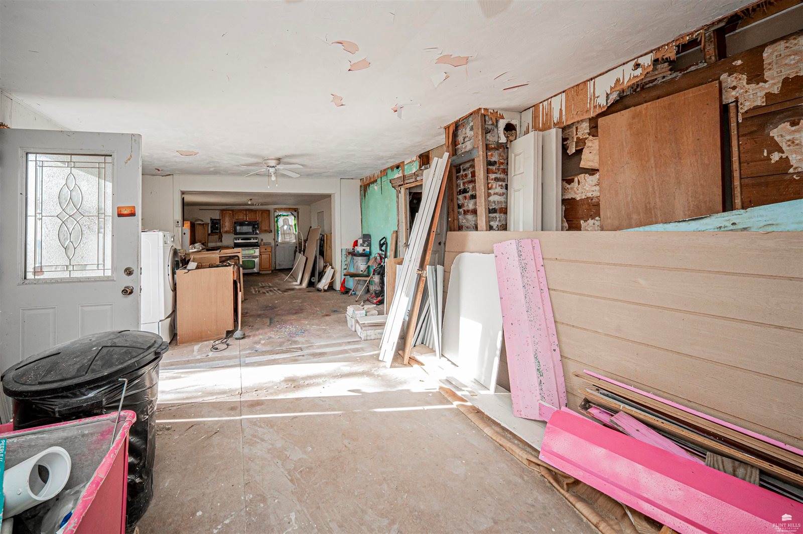 101 South Nebraska Street, Woodbine, KS 67492