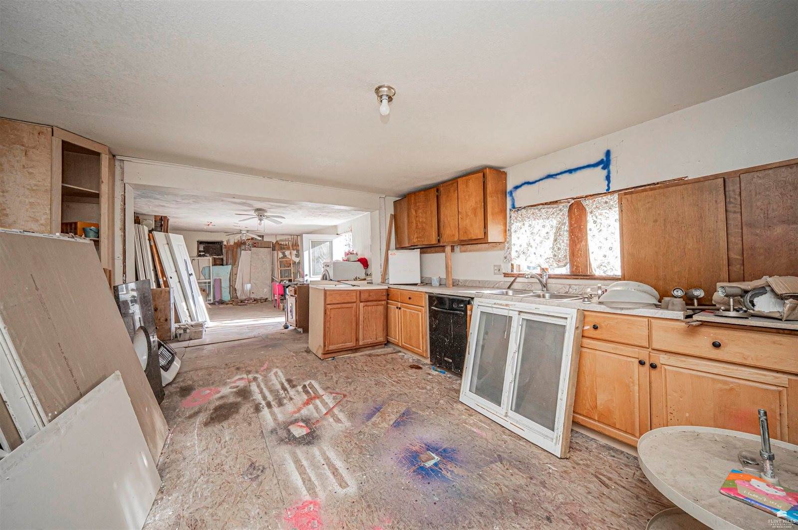 101 South Nebraska Street, Woodbine, KS 67492