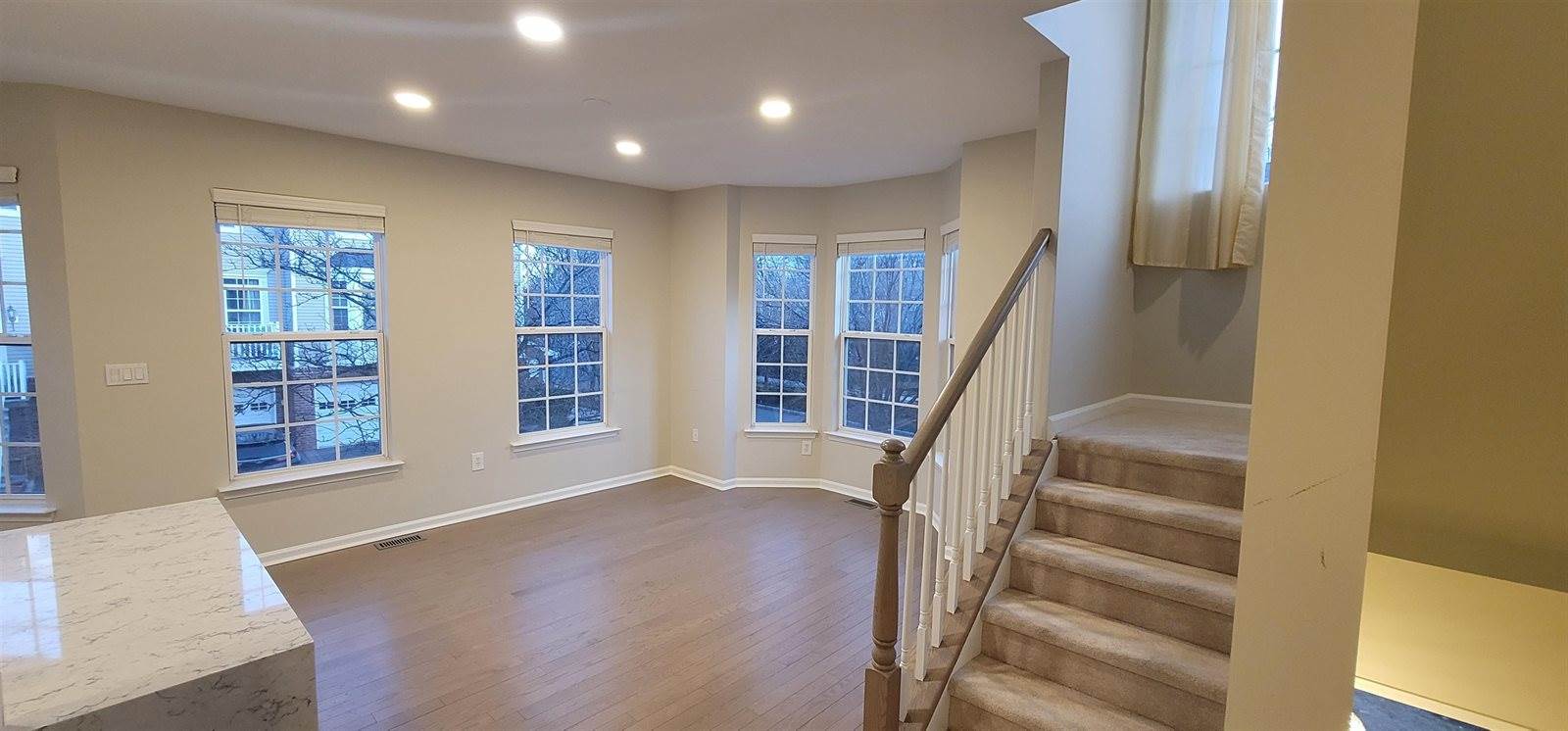 13 Mcmartin Ct, JC, West Bergen, NJ 07305