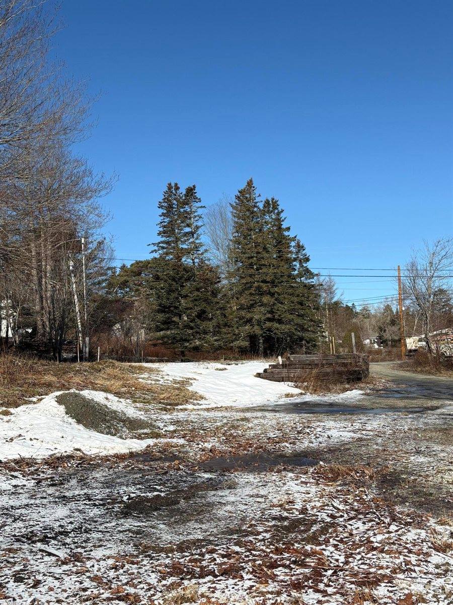 4 Bernard Road, Tremont, ME 04612