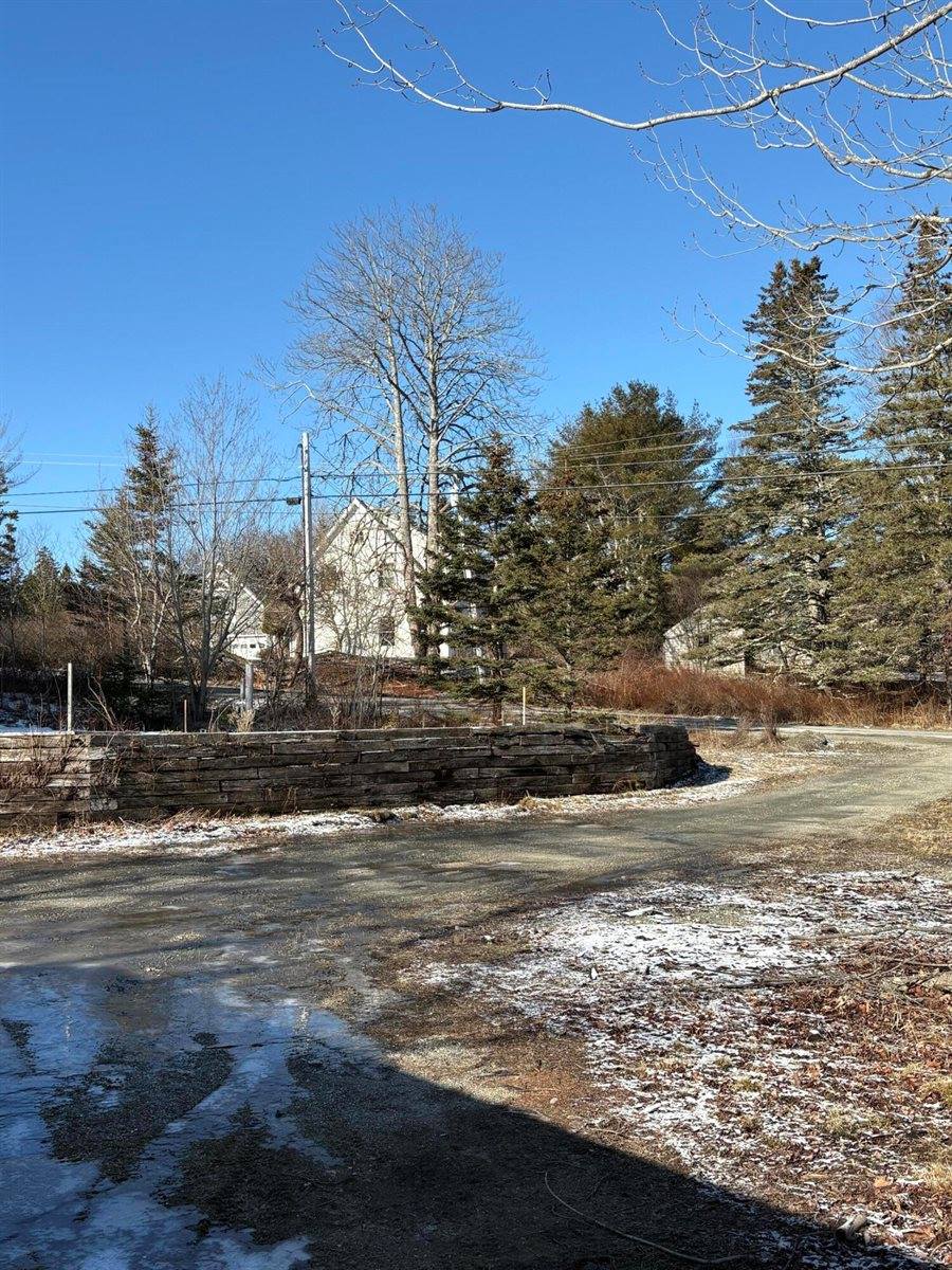 4 Bernard Road, Tremont, ME 04612