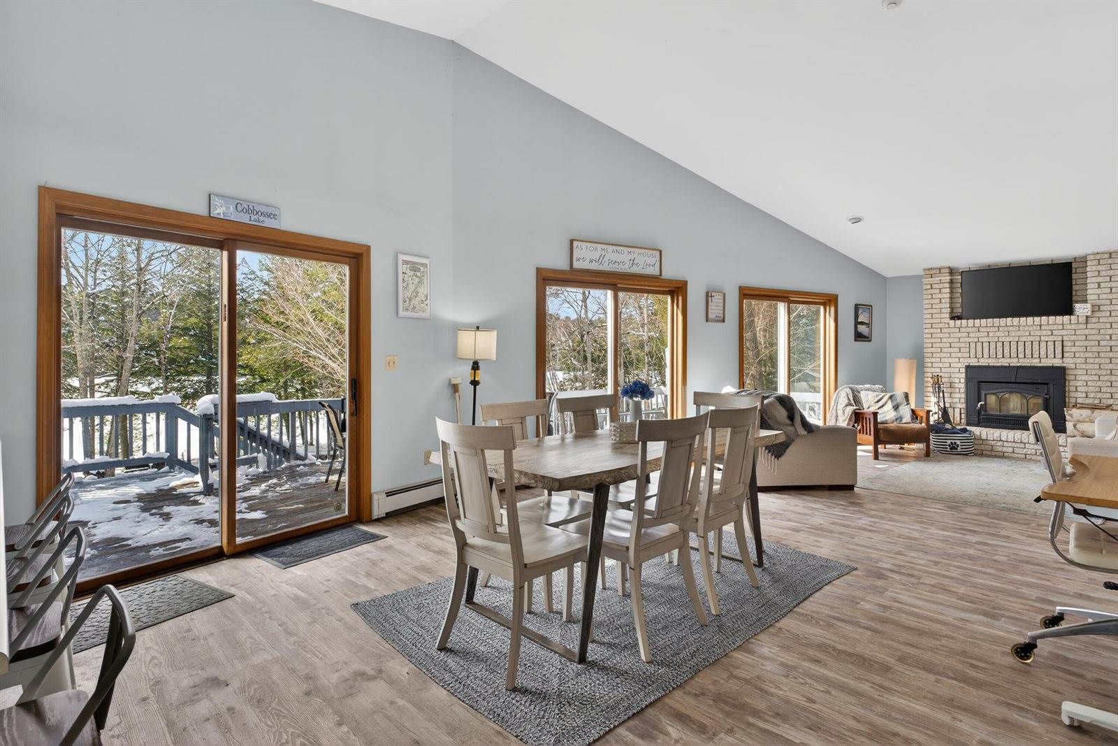 87 Maple Ridge Drive, Monmouth, ME 04259