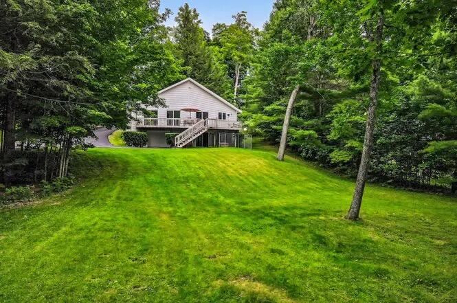 87 Maple Ridge Drive, Monmouth, ME 04259