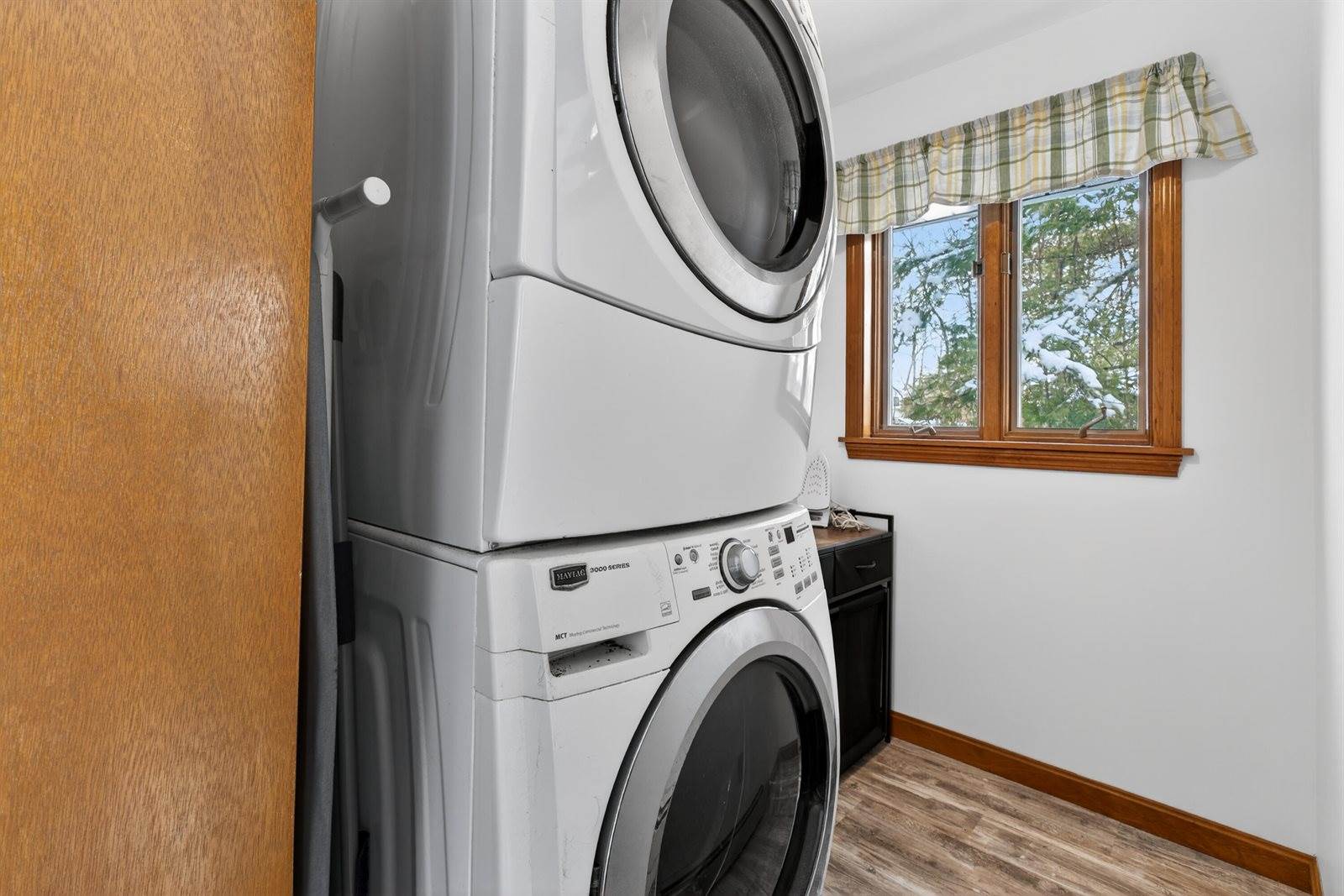 87 Maple Ridge Drive, Monmouth, ME 04259