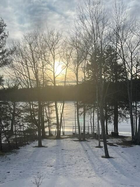 87 Maple Ridge Drive, Monmouth, ME 04259