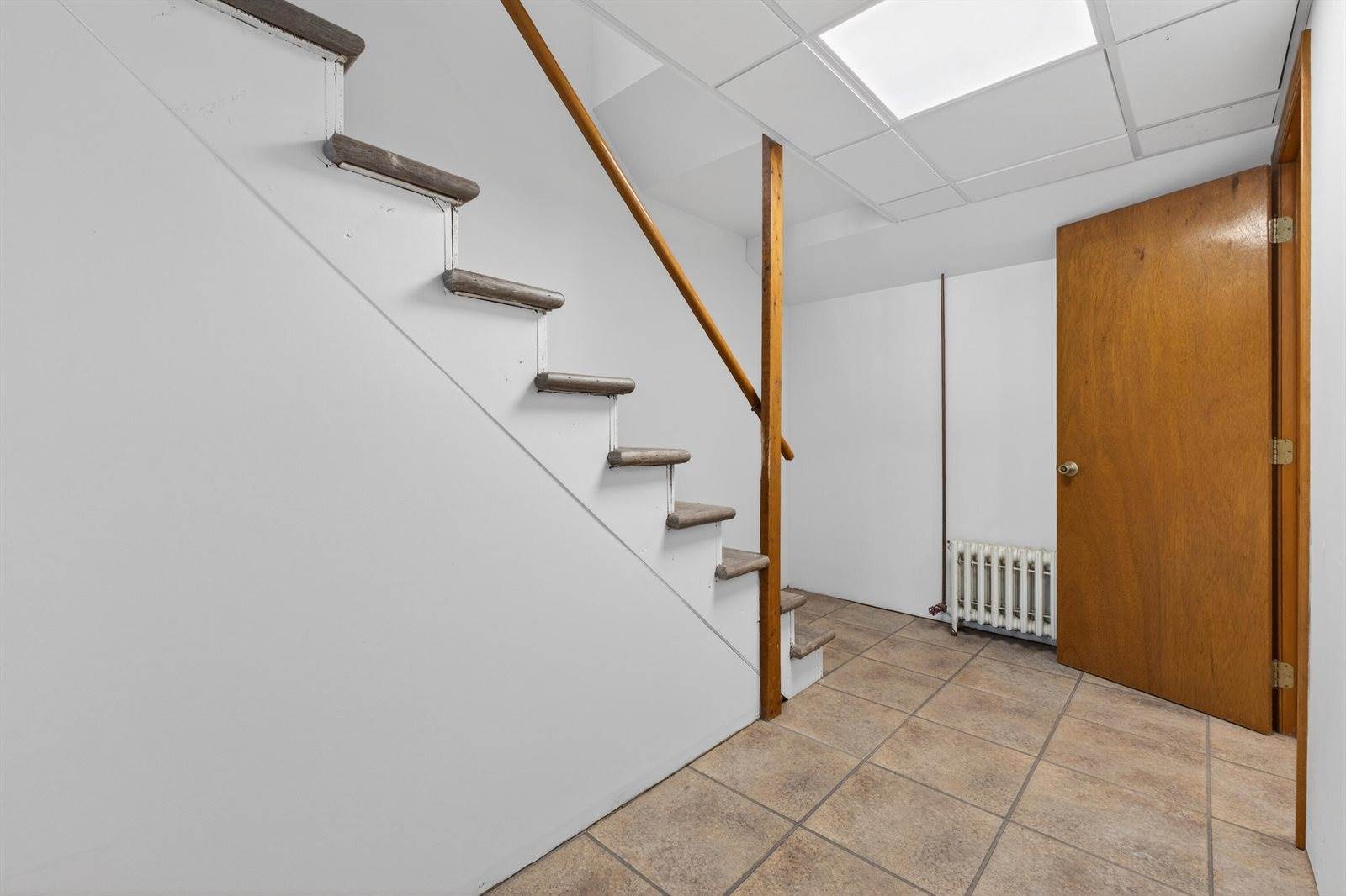 87 Maple Ridge Drive, Monmouth, ME 04259