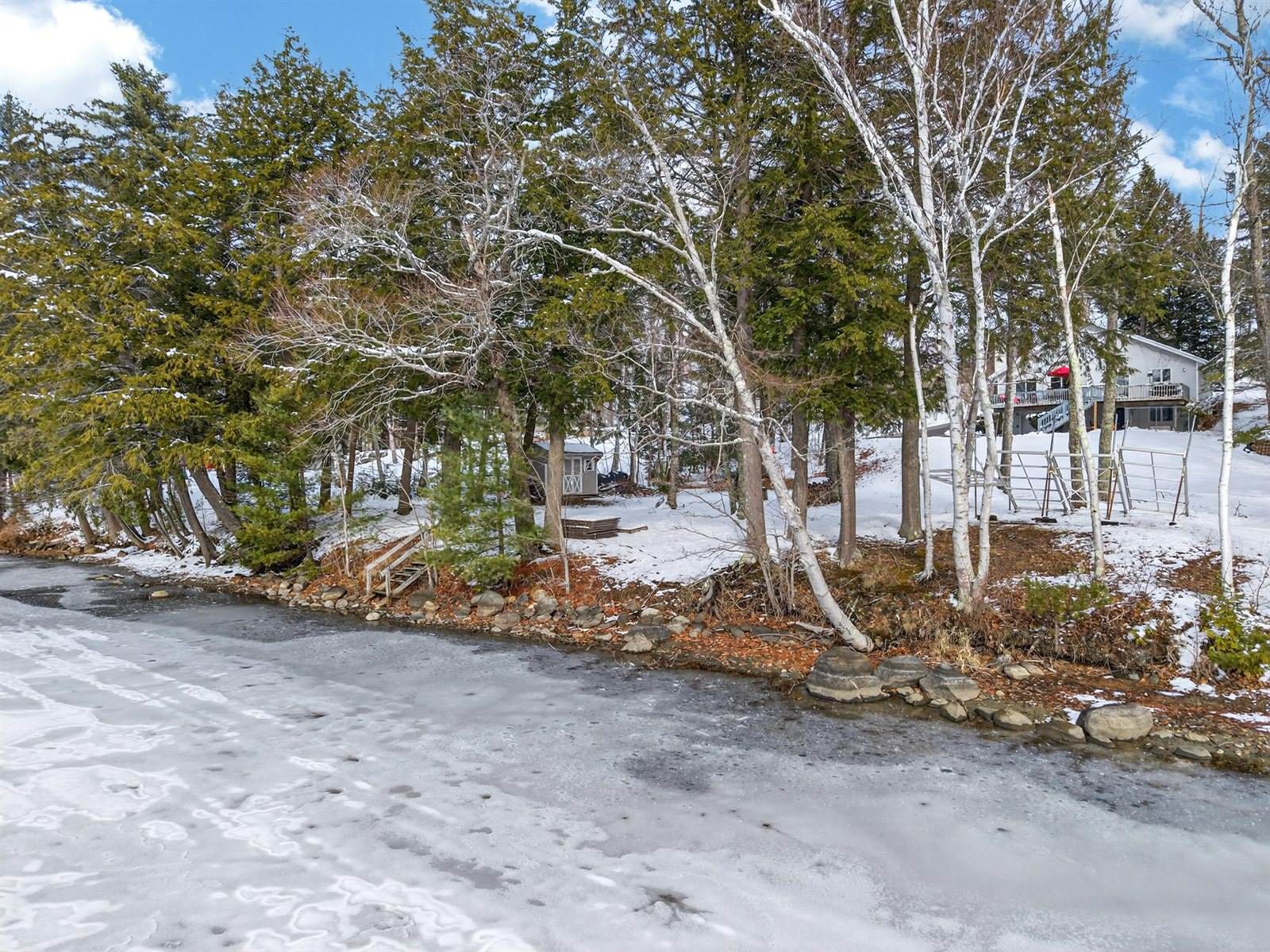 87 Maple Ridge Drive, Monmouth, ME 04259