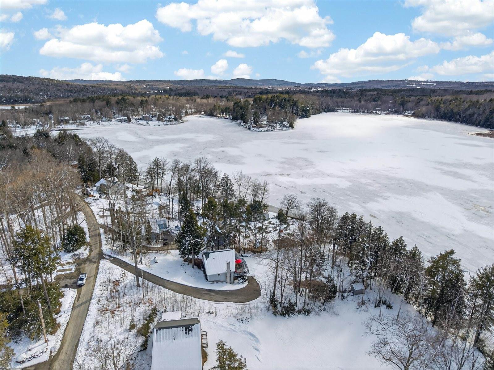 87 Maple Ridge Drive, Monmouth, ME 04259