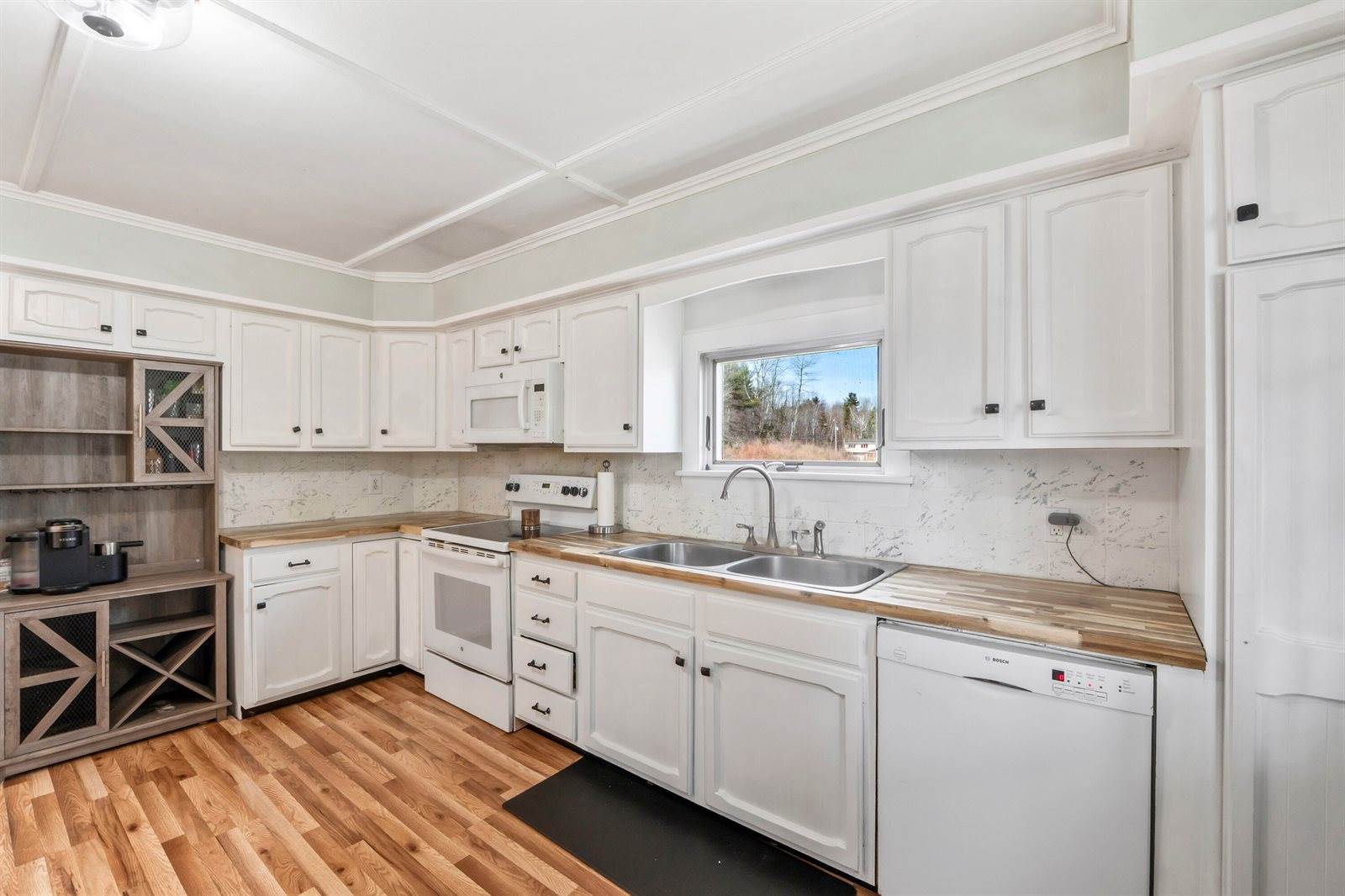 5 Webb Road, Waterville, ME 04901