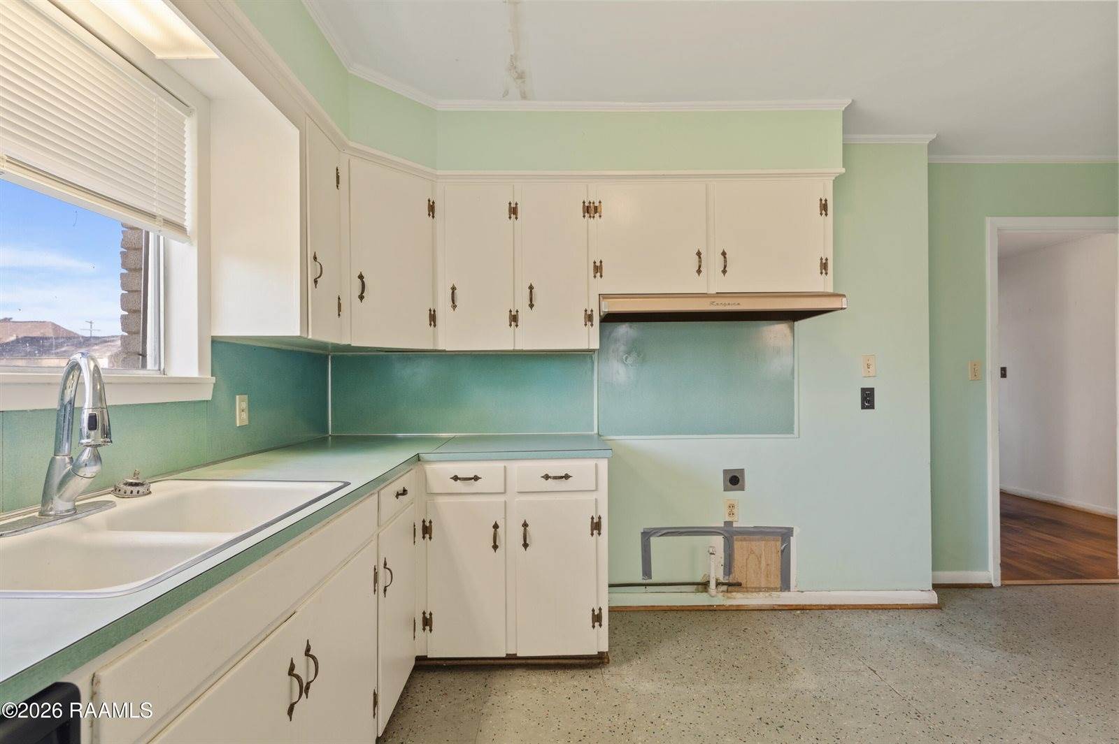 104 Lynn Drive, Lafayette, LA 70508