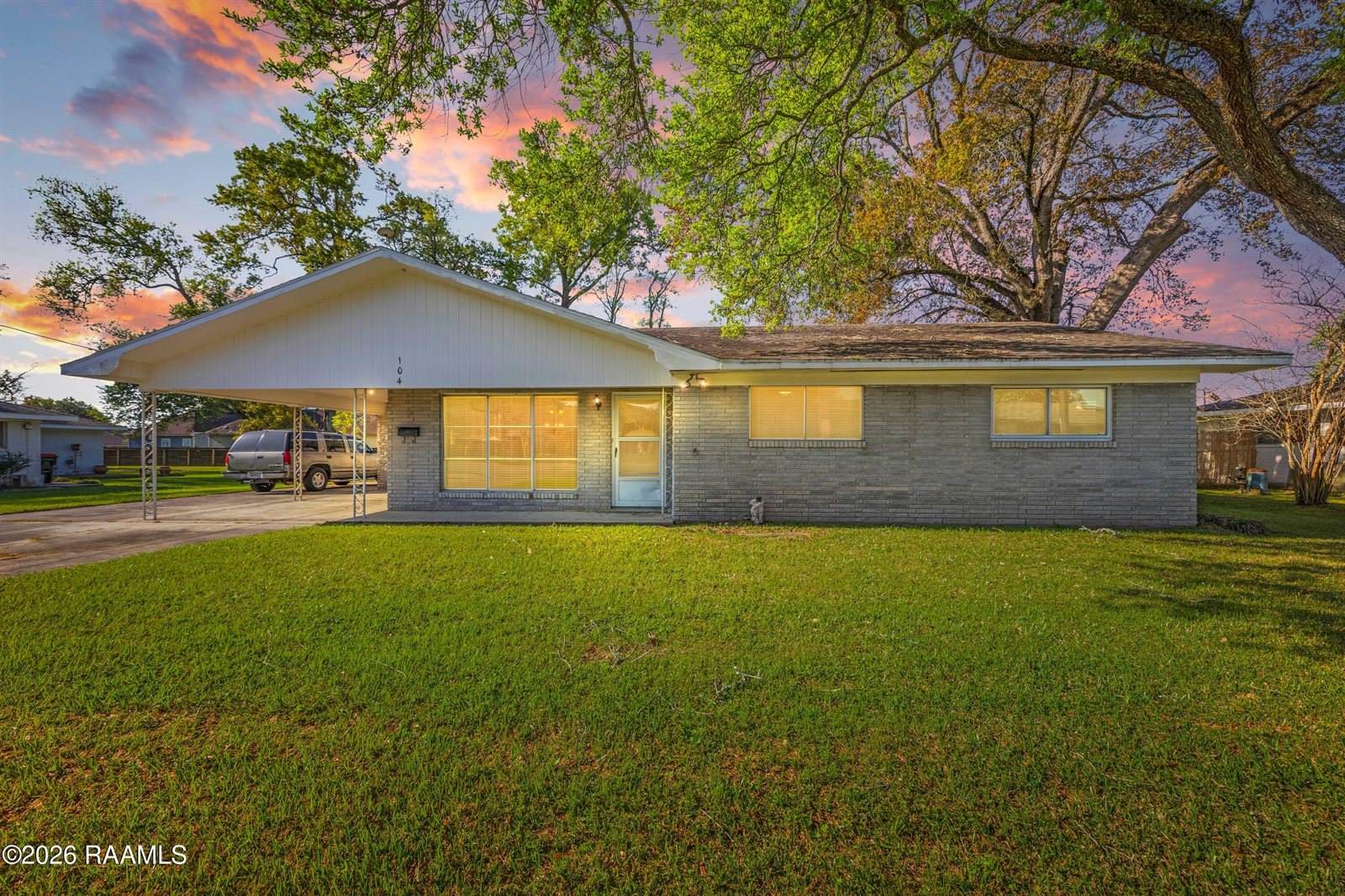 104 Lynn Drive, Lafayette, LA 70508
