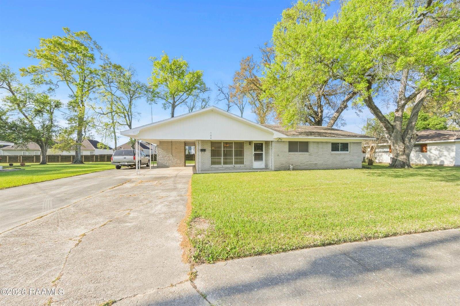 104 Lynn Drive, Lafayette, LA 70508