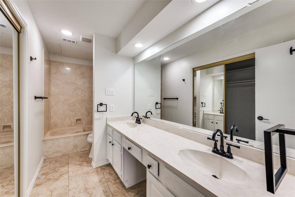 401 Pebble Way, Arlington, TX 76006