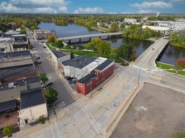 210 N. 1st St., Wisconsin Rapids, WI 54494