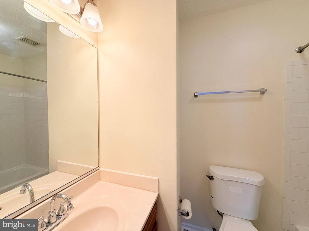 1802 Chatfield, Severn, MD 21144