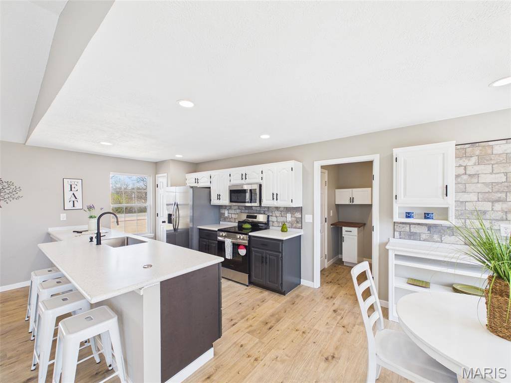 16860 Lensman Road, Saint Robert, MO 65584