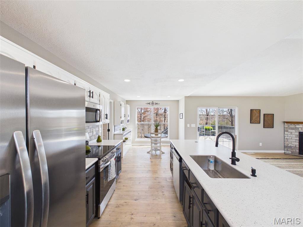 16860 Lensman Road, Saint Robert, MO 65584