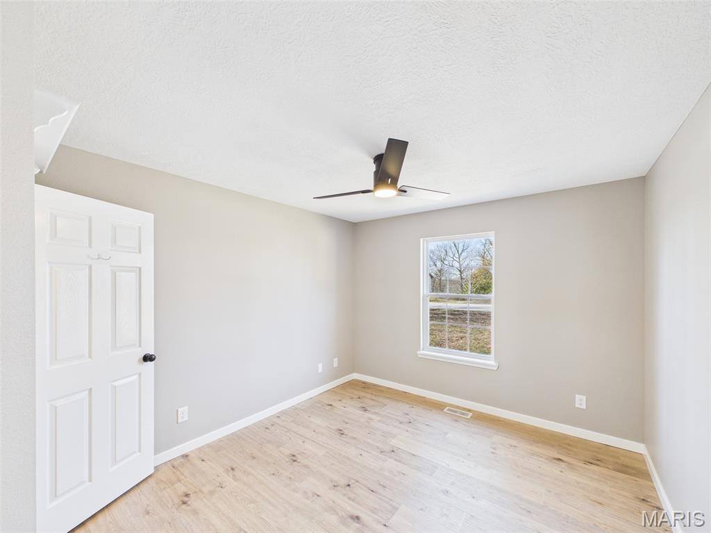 16860 Lensman Road, Saint Robert, MO 65584