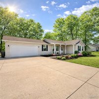16860 Lensman Road, Saint Robert, MO 65584