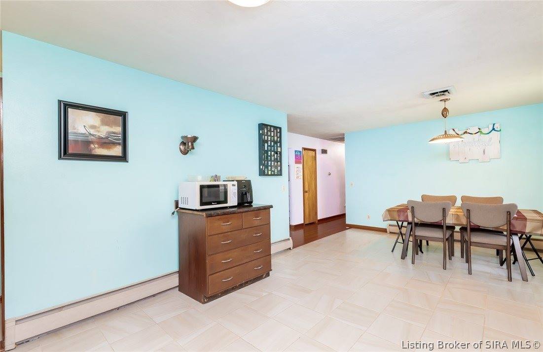 9007 County Road 403, Charlestown, IN 47111