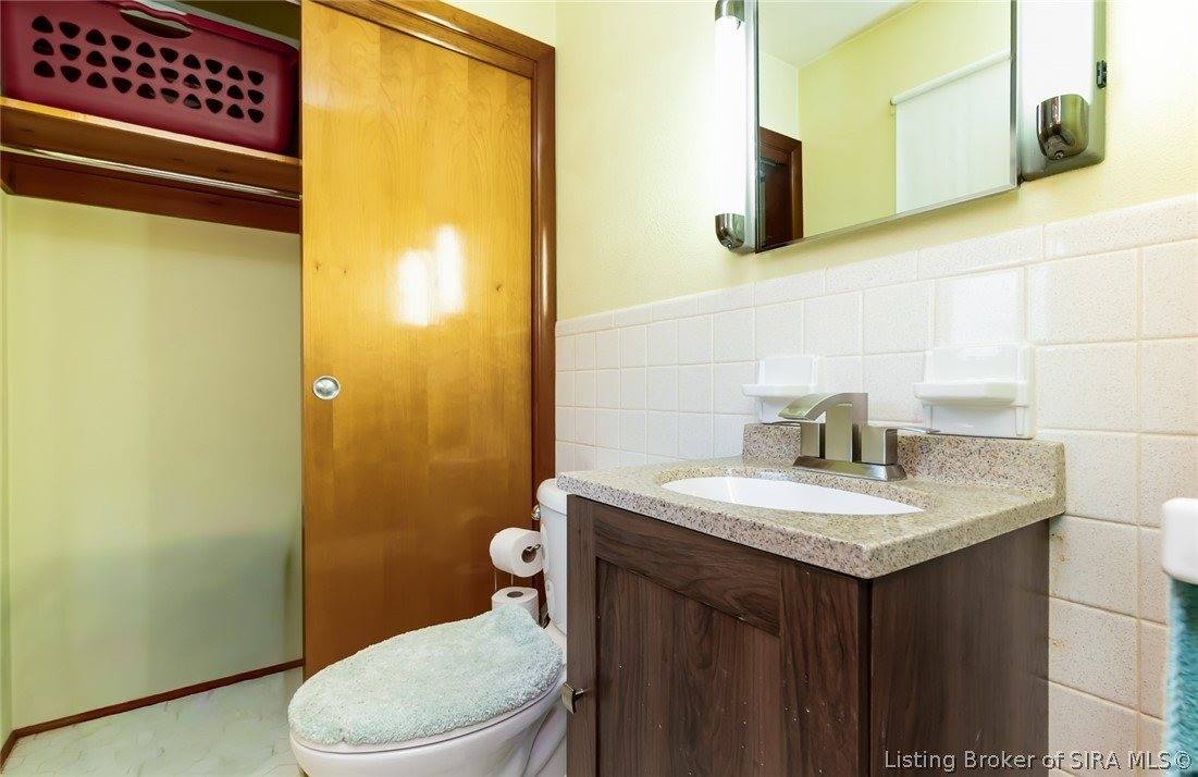 9007 County Road 403, Charlestown, IN 47111