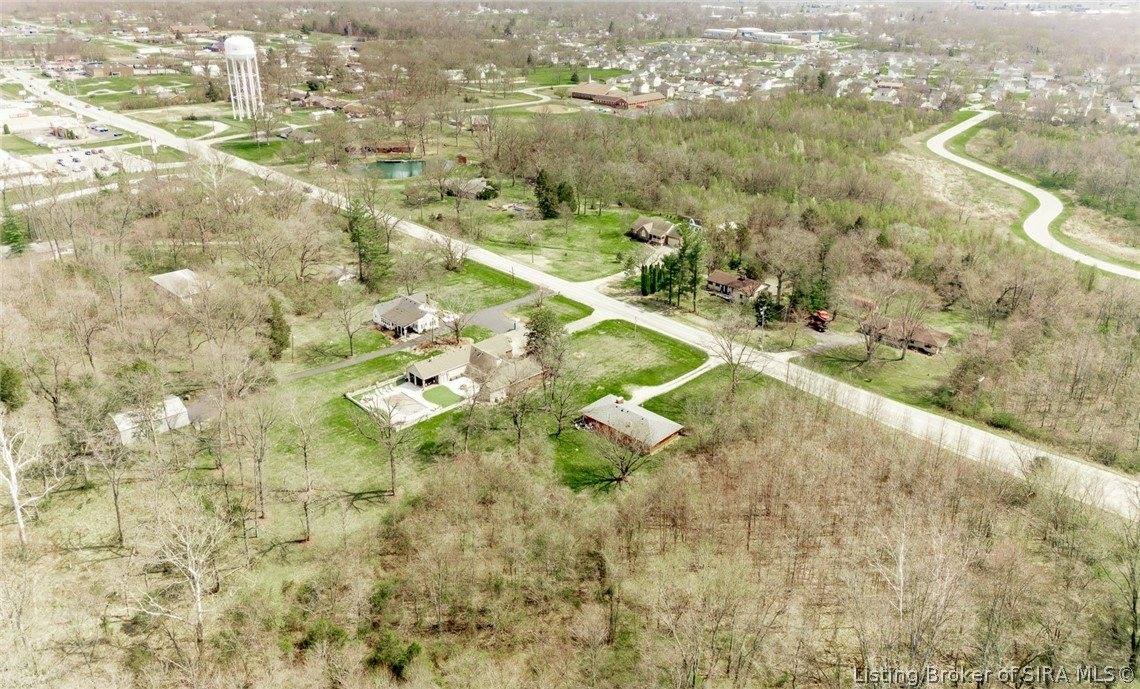 9007 County Road 403, Charlestown, IN 47111