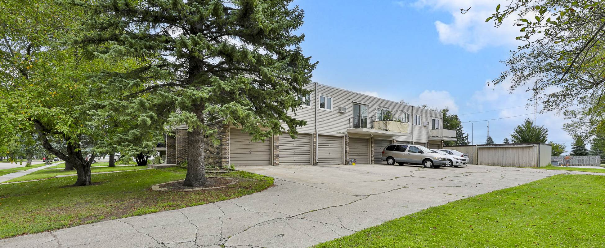 1516 19 1/2 Ave, #6, Moorhead, MN 56560