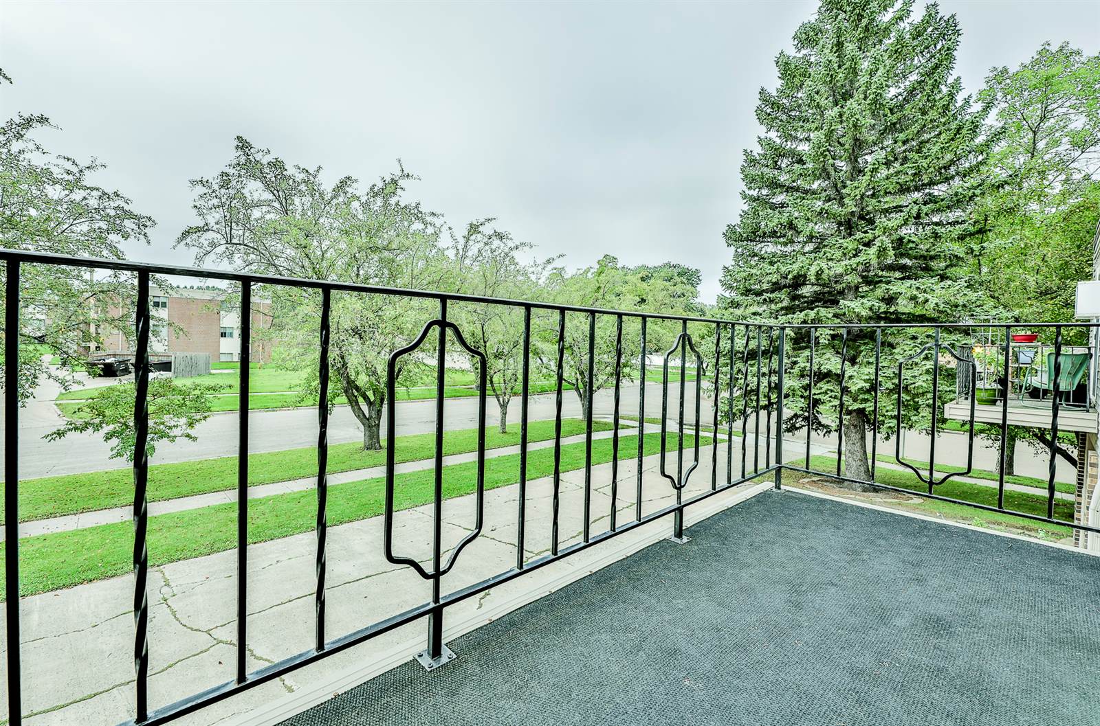 1516 19 1/2 Ave, #6, Moorhead, MN 56560