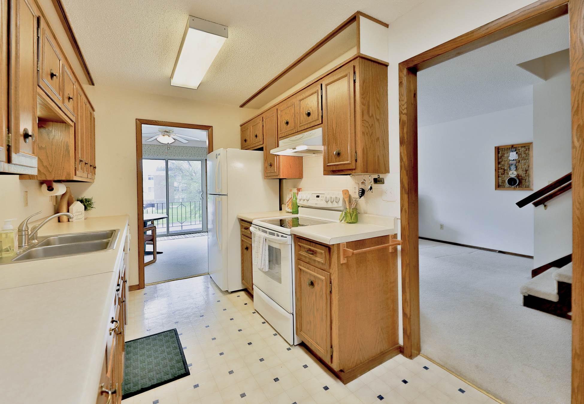 1516 19 1/2 Ave, #6, Moorhead, MN 56560