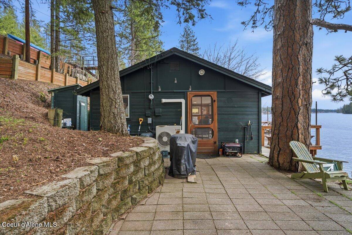 5822 West Boathaven Ln, Rathdrum, ID 83858