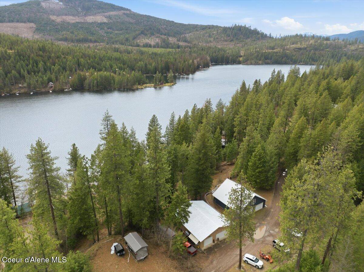5822 West Boathaven Ln, Rathdrum, ID 83858